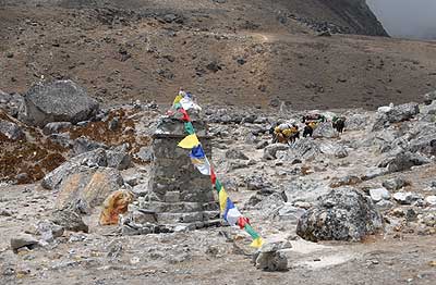 Chorten for fallen climbers