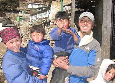 Sherpa Mingma and his family