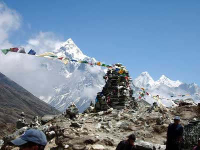 A visit to the Sherpa memorial along the way