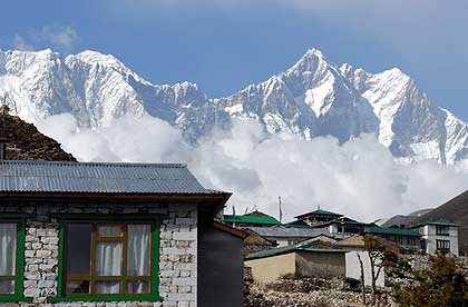 The spectacular Lhotse wall