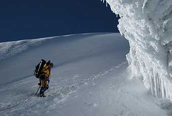 Wally Berg leads the way on Cotopaxi