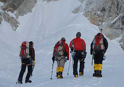 Dave, Rob, Kit and Jimmy heading towards Camp 2 a couple of days ago