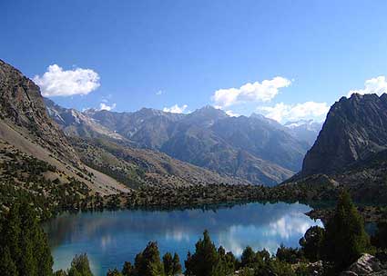 We had lunch near a beautiful turquoise lake.