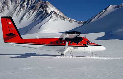 The Borek Twin Otter at Patriot Hills