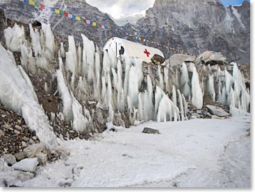 The high altitude clinic an important part of base camp at Everest.