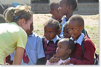 Julia with the students at Linde School, Arusha