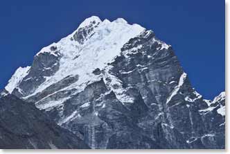 Lobuche Peak