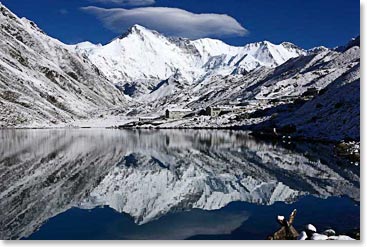 Arriving to incredible views in Gokyo