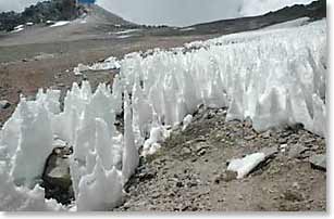 Penitentes on route