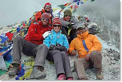 Team with head guide, Ang Temba