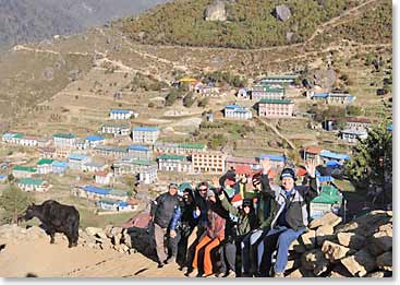 Team above Namche