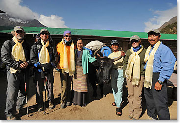 Everest base camp tekking team leaving Pnagboche