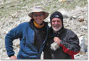 Richard and Steve enjoy the hike