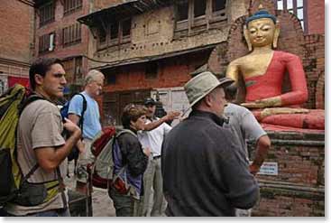 The Group checks out a statue of the Buddha