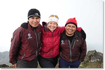 Smiling faces on the summit of Rucu Pichincha