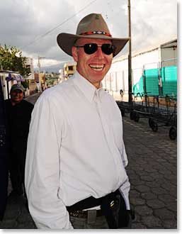 The group finally catches up with Steve in Otavalo. Steve was able to show everyone the sites since he had already been in town for one day and knew the place well!