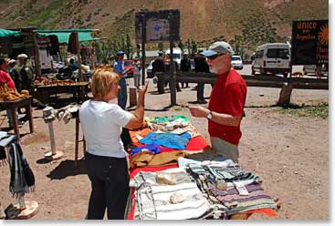 The group enjoyed some shopping at a local handicrafts market. They all had a lot of fun in the clear mountain skies