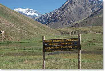 Laguna de Horcones is located in the Horcones Valley and a spectacular sight to see