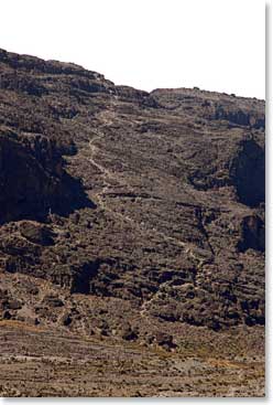 A closer look of Barranco Wall shoes us the magnitude of the scramble. Barranco Wall is almost a 1,000 foot tall climb