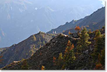 Along the Trail to Pangboche