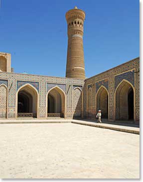 As the group enjoyed what was only our second dinner together memories of the lonely walks through Bukhara had already convinced us we’d come a long way.