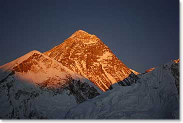From Kala Pattar, 18,300 feet, we had amazing view of sunset on the summit of Everest