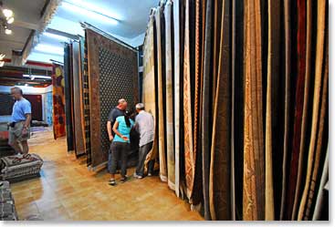 We visit the carpet factory