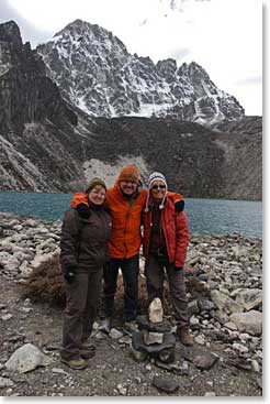 Gerry, George and Linda in front of Gokyo lake