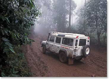 Professional driving on the bumpy road to Lake Eyasi