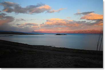 In Calafate we caught sunset on the largest glacial lake we’d ever seen, Lago Argentino