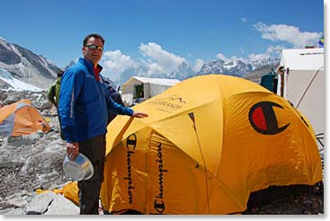 Jamie shows us the South Col tent that he'll be using on the mountain.