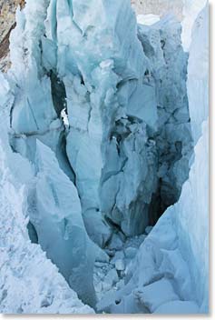 This area of ice had collapsed just in front of Kami and our climbing Sherpas.
