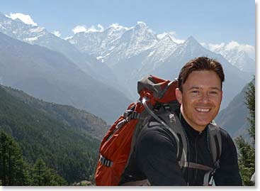 Jeremy on the trail from Namche to Thame