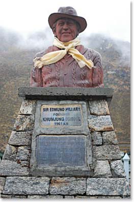 A tribute to Sir Edmund Hillary in Khumjung