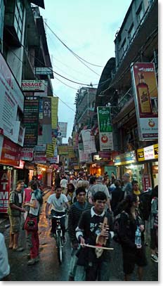 Thamel, the Kathmandu shopping district as a pedestrian street. The way it should be!