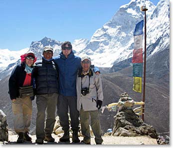 Marta, Min, Andrew and James on top of the ridge above Pheriche