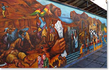 The history of Bolivia on the walls of the streets in La Paz