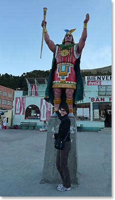 Terri checking out how strong the legs of the Inca king were.