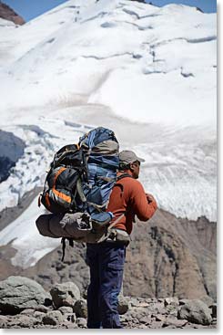 Osvi with one of his typical huge loads on the mountain