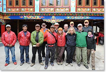 We took a group photo when we visited the Namche Gompa.