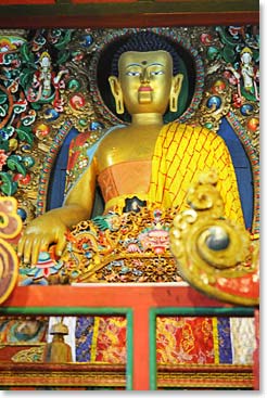 Inside we saw the massive Buddha watching over the monk’s prayer room.