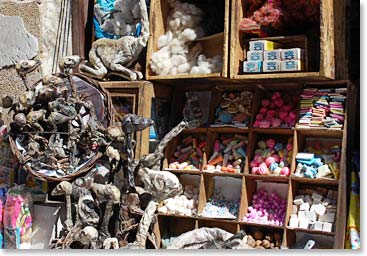 The witches market is fully of interesting things from colourful fabrics and beads to herb, spices and even llama skeletons.
