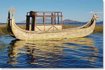 A boat made completely of totora reeds.