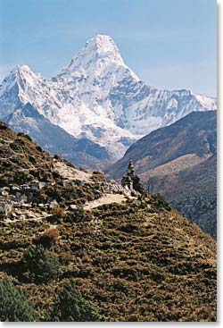The morning view of Ama Dablam