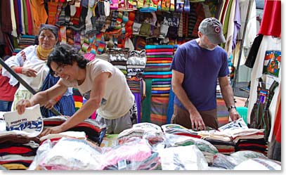 Bill and Yuki looking for the perfect t-shirt