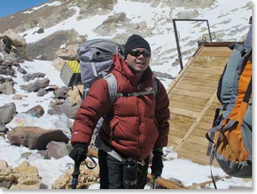 Winston arriving at our high camp. Plaza Berlin, at 19,500ft/5,943m.