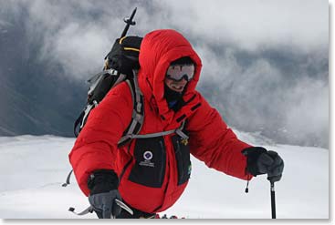 Hugo climbing to 16,000 feet