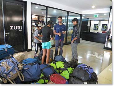 The bags are ready to go from the hotel to the mountain too!