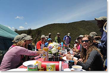 Lunch on the trail to Shira
