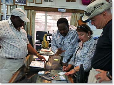 Ross and Teresa spent quite a lot of time with the owners looking at tanzanite and yes, Teresa left with a birthday present!!